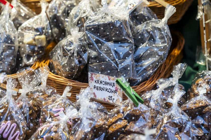 Jarmark Bożonarodzeniowy 2024 we Wrocławiu - na zdjęciach produkty, które można kupić na jarmarku